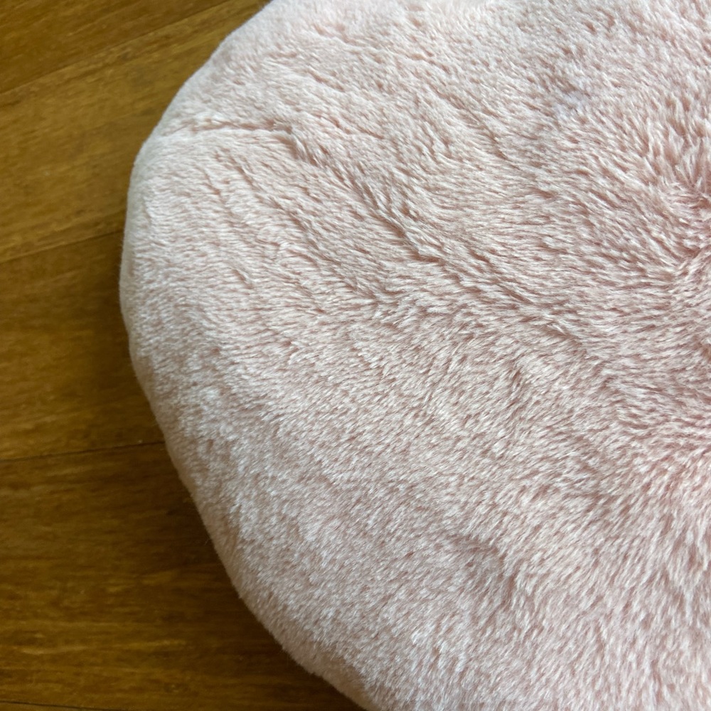 Heart pillow, light pink - Picture 3 of 9